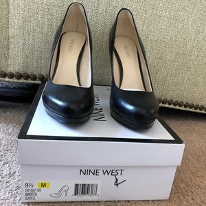 Nine West Leather Platform Heels size 9.5